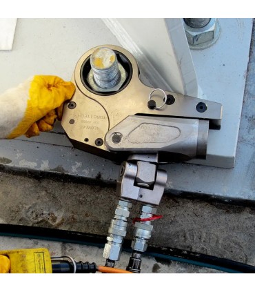 8LOW 11.500 Nm Low Profile Hydraulic Torque Wrench